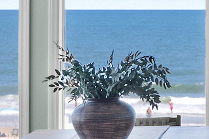 Decorative coastal detail